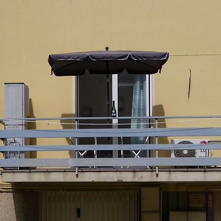 Fiore Di Mare - Delizioso Bilocale Con Posto Auto Vicino Al Porto Grado Eksteriør bilde