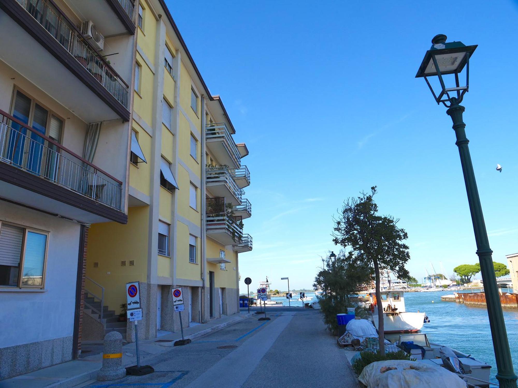 Fiore Di Mare - Delizioso Bilocale Con Posto Auto Vicino Al Porto Grado Eksteriør bilde