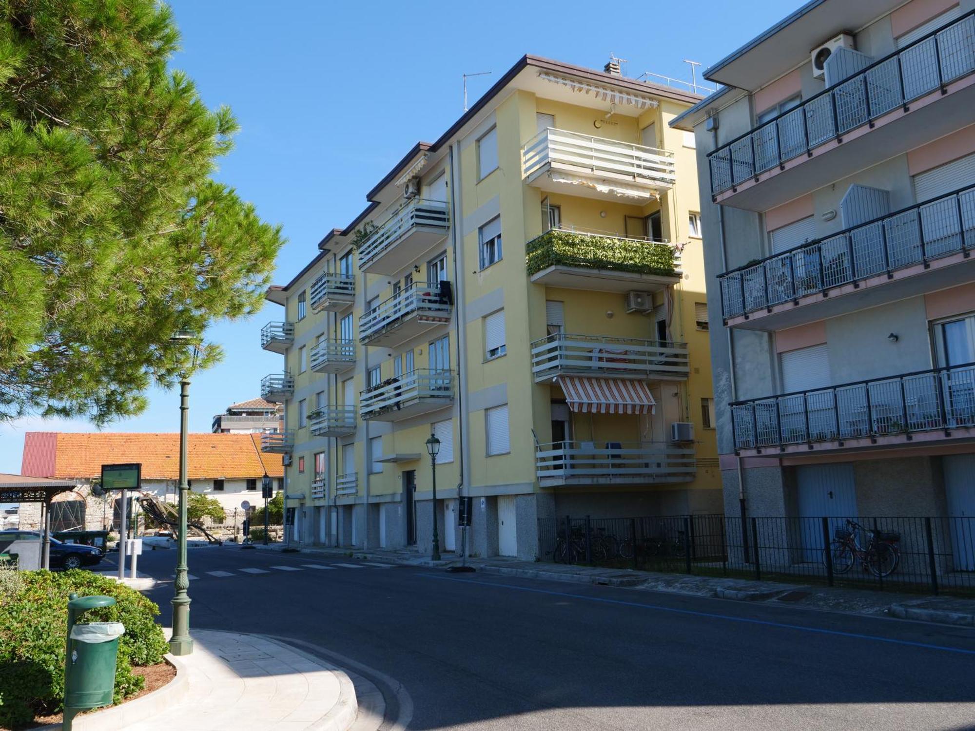Fiore Di Mare - Delizioso Bilocale Con Posto Auto Vicino Al Porto Grado Eksteriør bilde